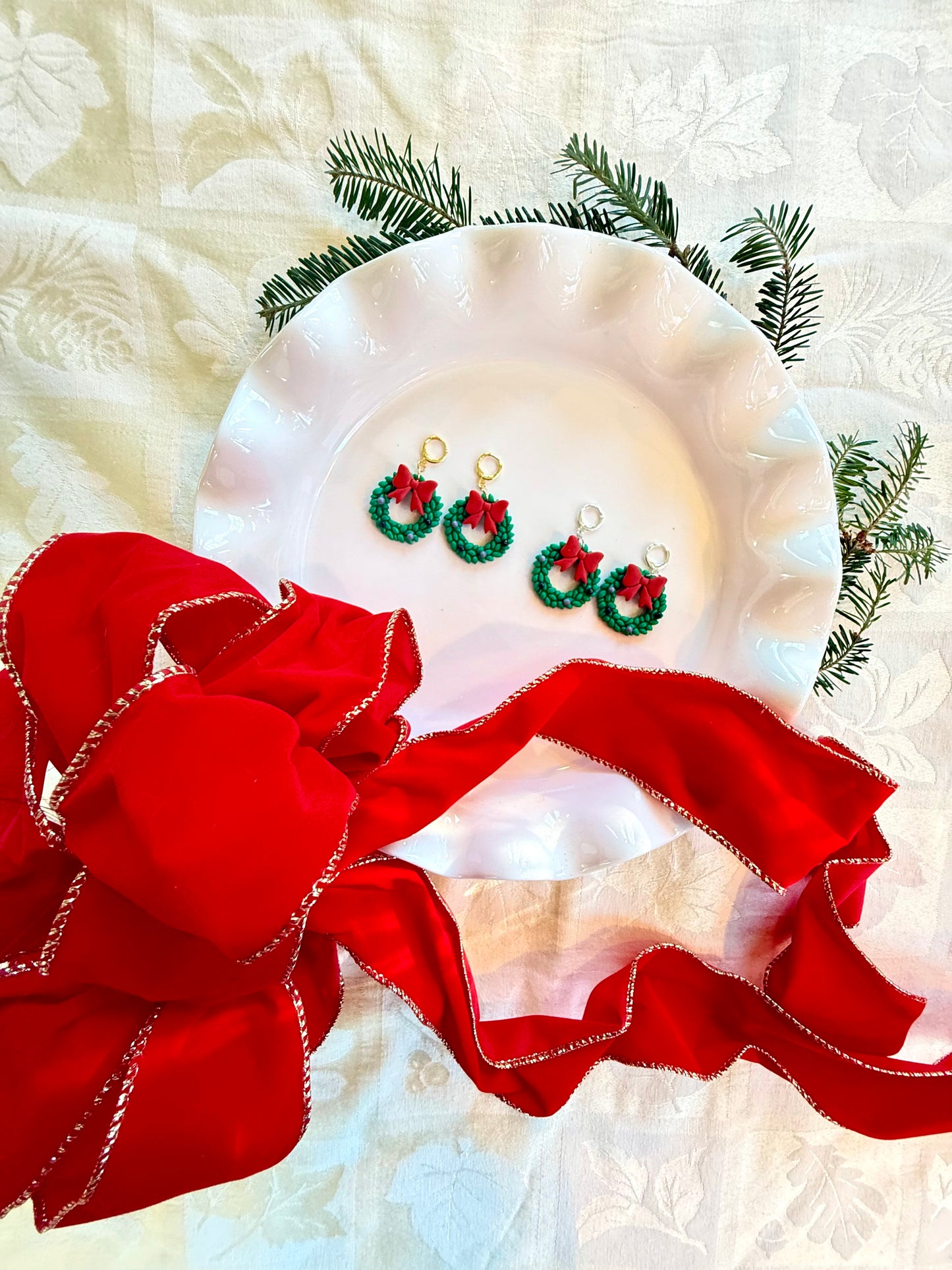 Yuletide Witch - Christmas Wreath Earrings