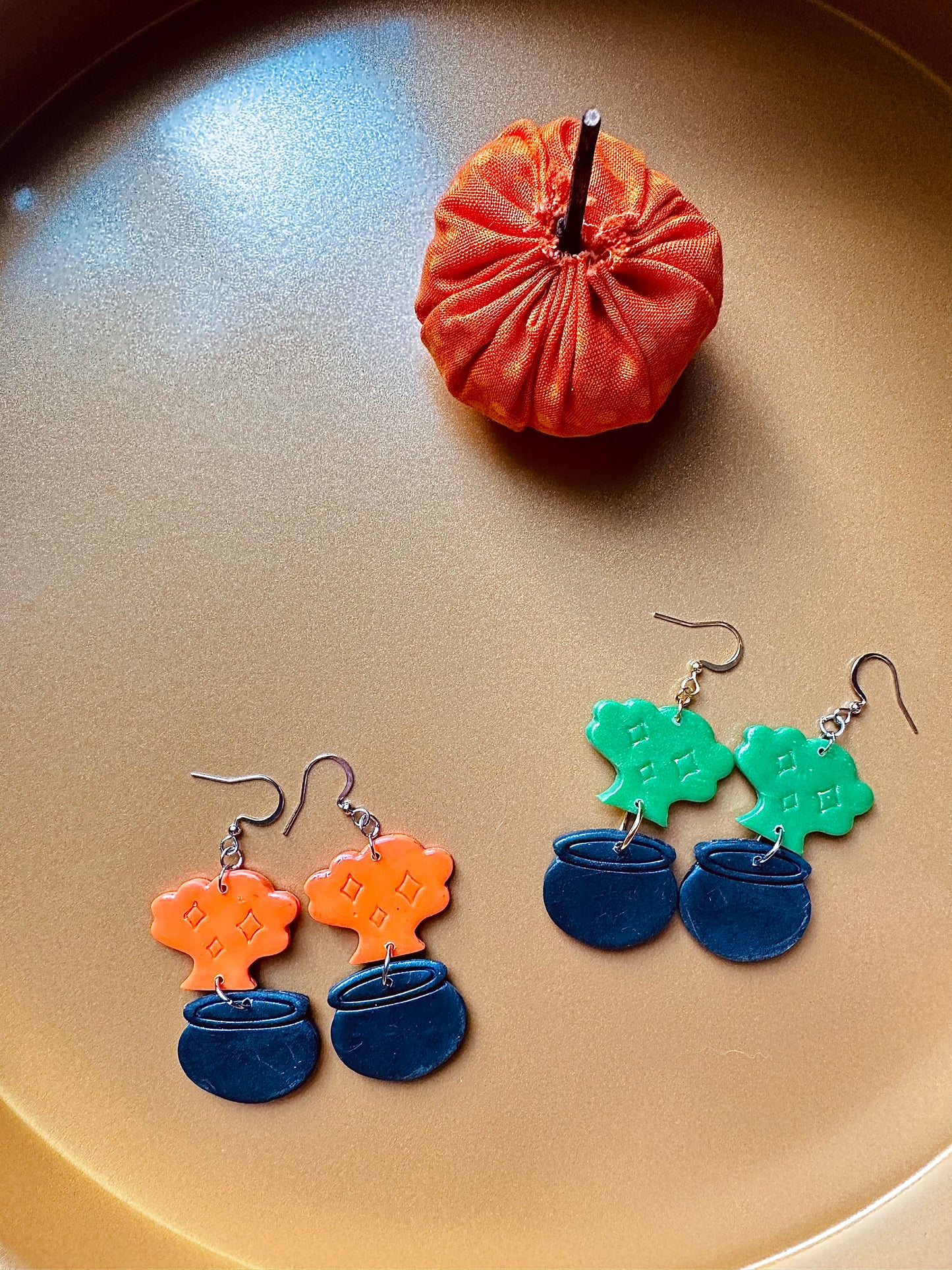 Autumn Witch - Bubbling Cauldron Earrings