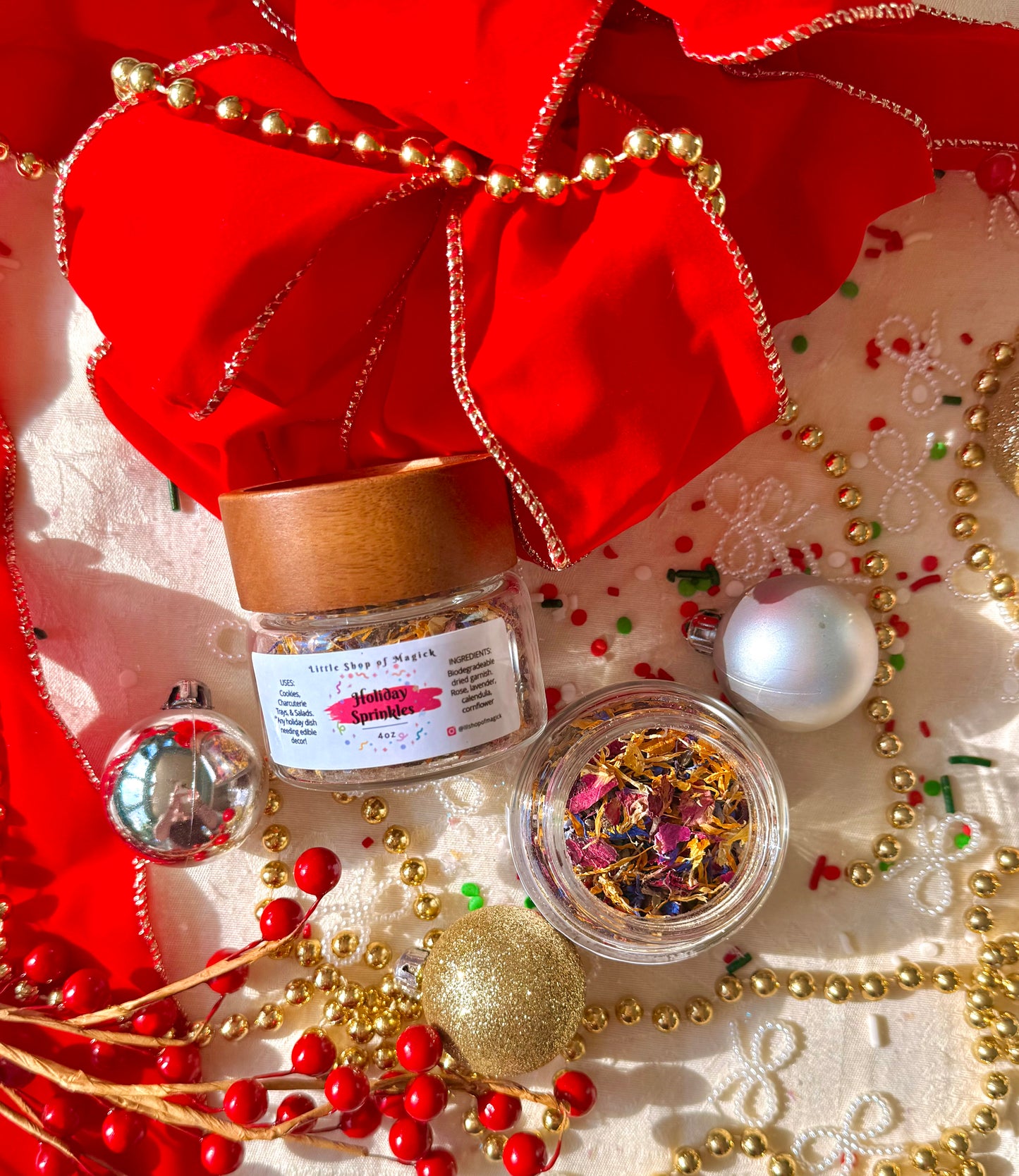 Holiday Sprinkles - Edible Flowers