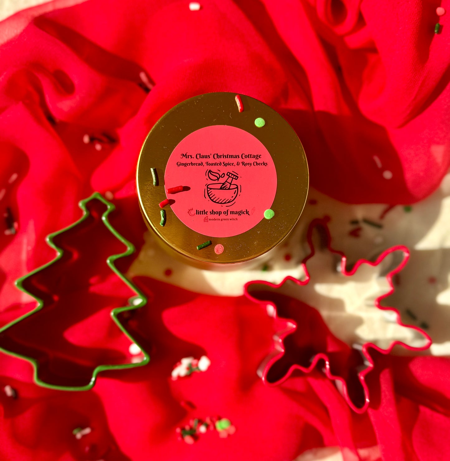 Wood wick soy Candle - Mrs. Claus’ Christmas Cottage - Gingerbread and Brown Sugar Scented