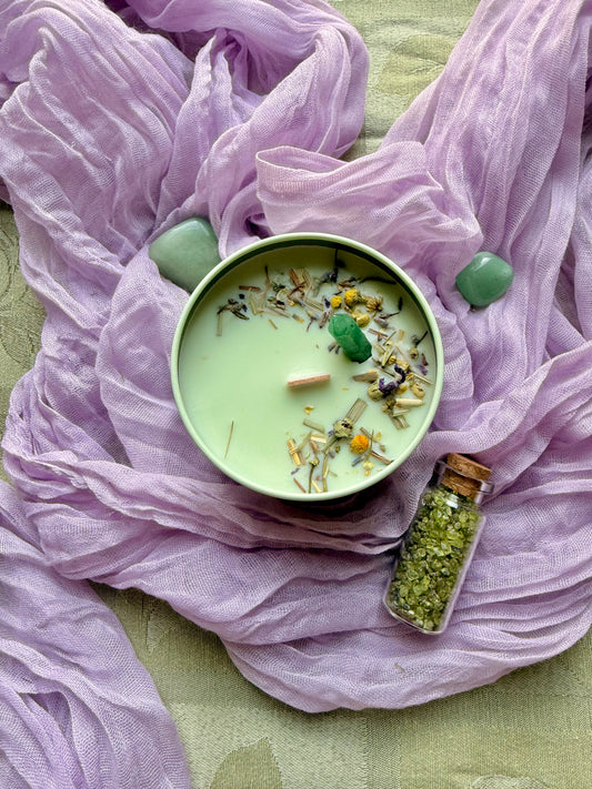 Wood Wick Soy Candle - Lavender & Sage scented - The Blooming Apothecary