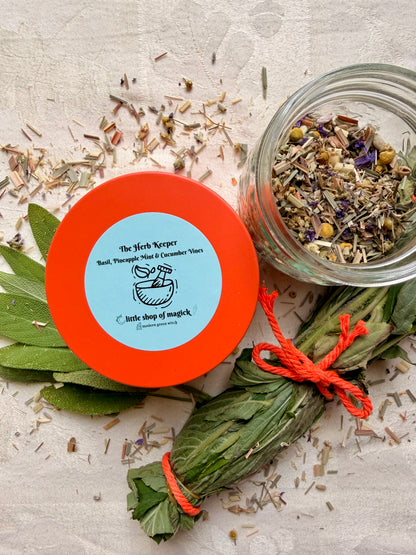 Wood Wick Soy Candle - Cucumber Vine & Basil Scented - The Herb Keeper