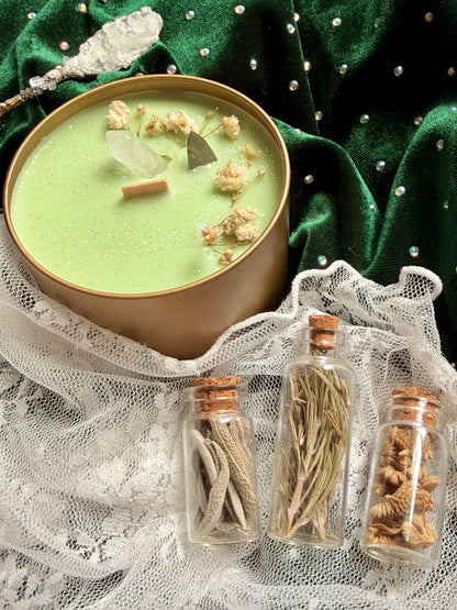 Wood Wick Soy Candle - Mossy Woods & Frankincense Scented - Veil & Velvet