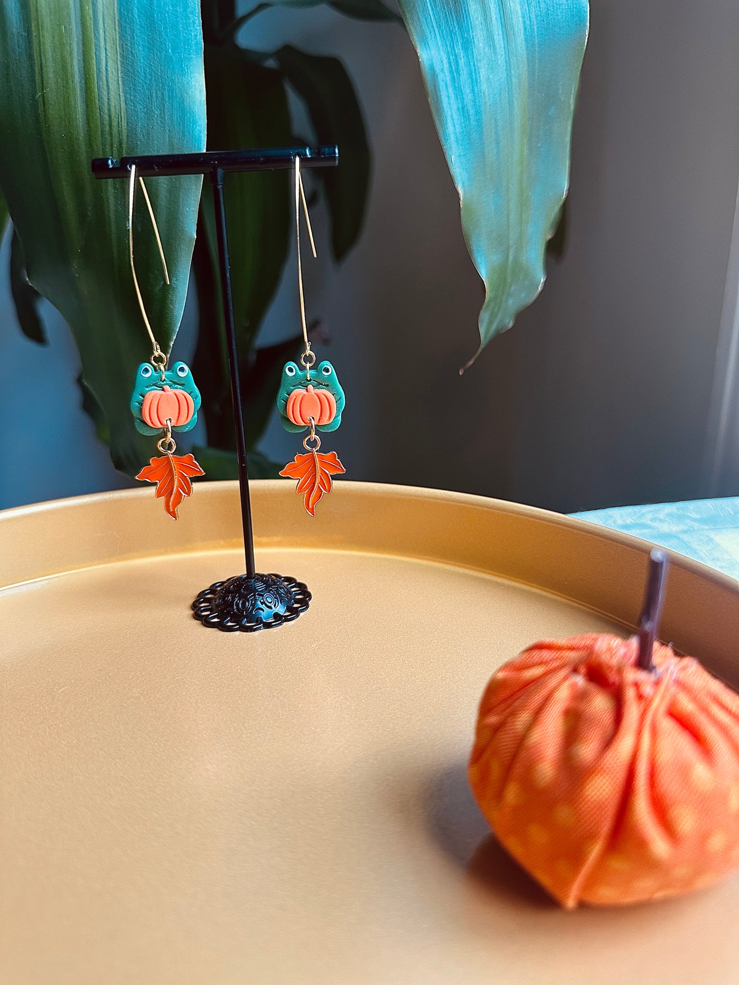 Autumn Witch - Frog Earrings