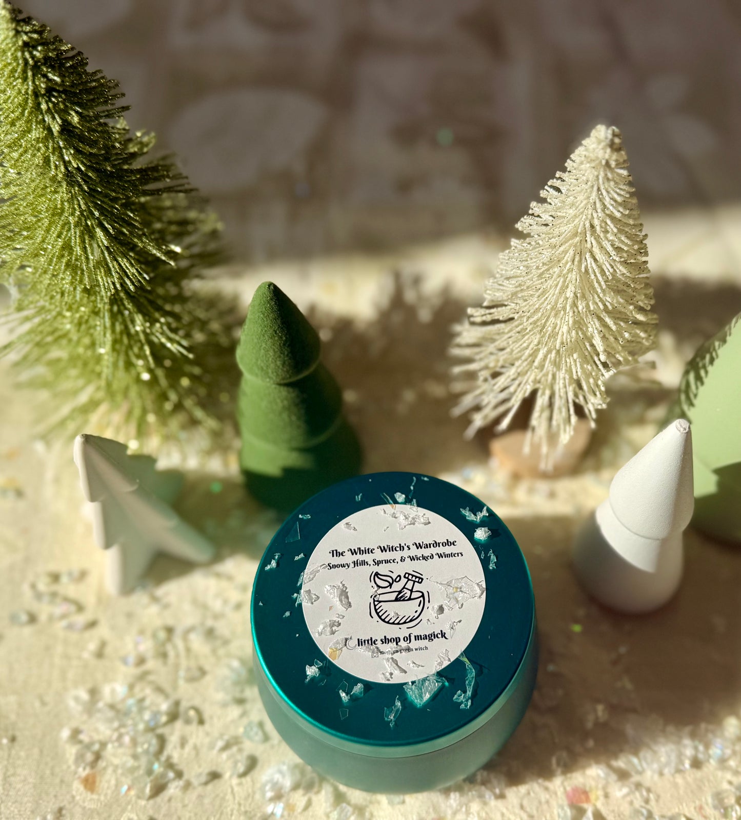 Wood wick soy Candle - The White Witch’s Wardrobe - Frasier Fir and Snow Scented